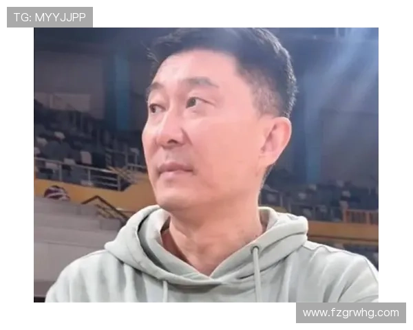 杜锋高情商布局 小胡防守引领进攻